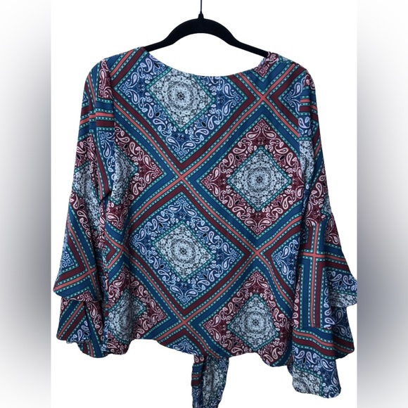 Altar’d State Paisley Printed Button Down Tie Front Top Size Medium - Picture 6 of 8